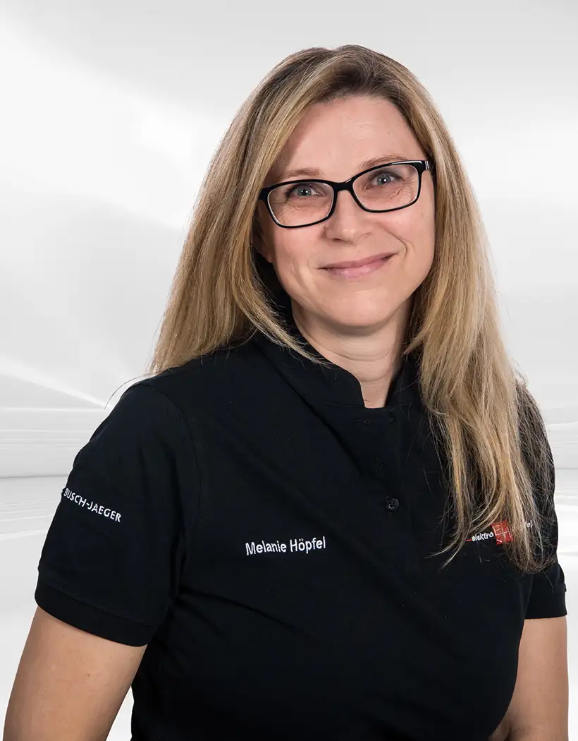 260424_frau-hoepfel